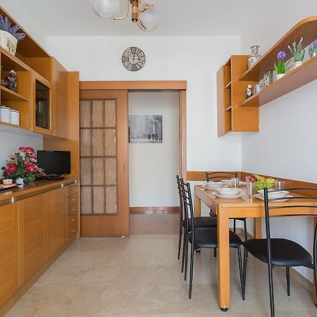 Cenisio Subway Flat Apartment Milan Exterior photo