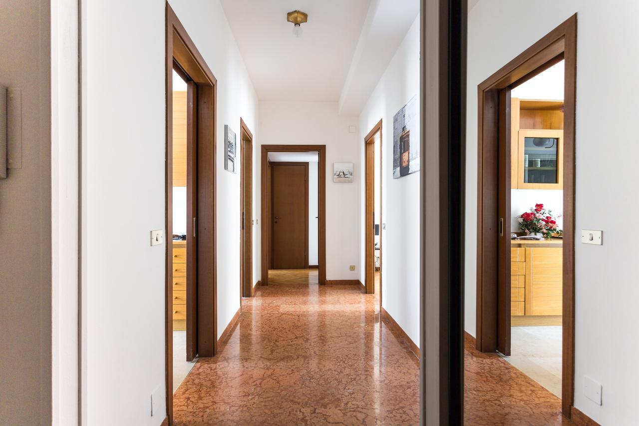 Cenisio Subway Flat Apartment Milan Exterior photo