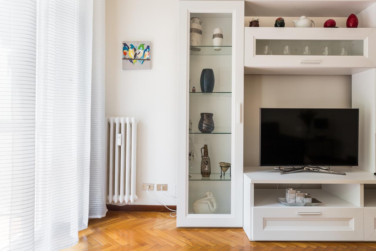 Cenisio Subway Flat Apartment Milan Exterior photo